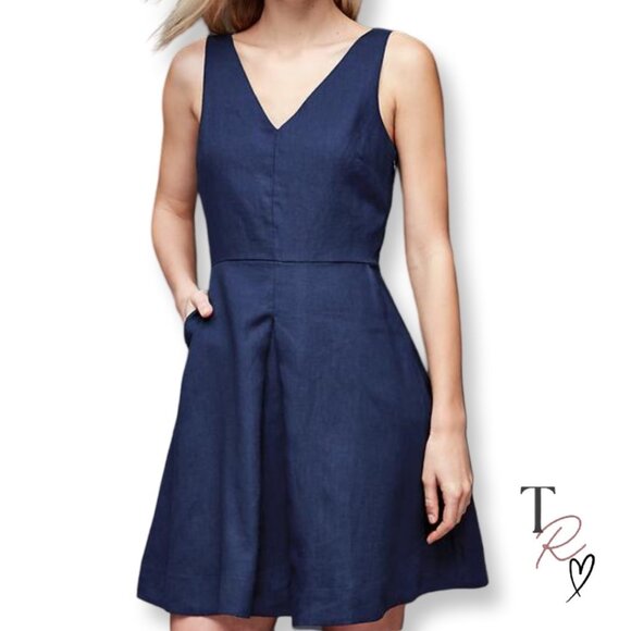 GAP 100% Linen Sleevelese Fit & Flare Midi Dress in Comet Blue Size 4 Tall - Picture 1 of 11